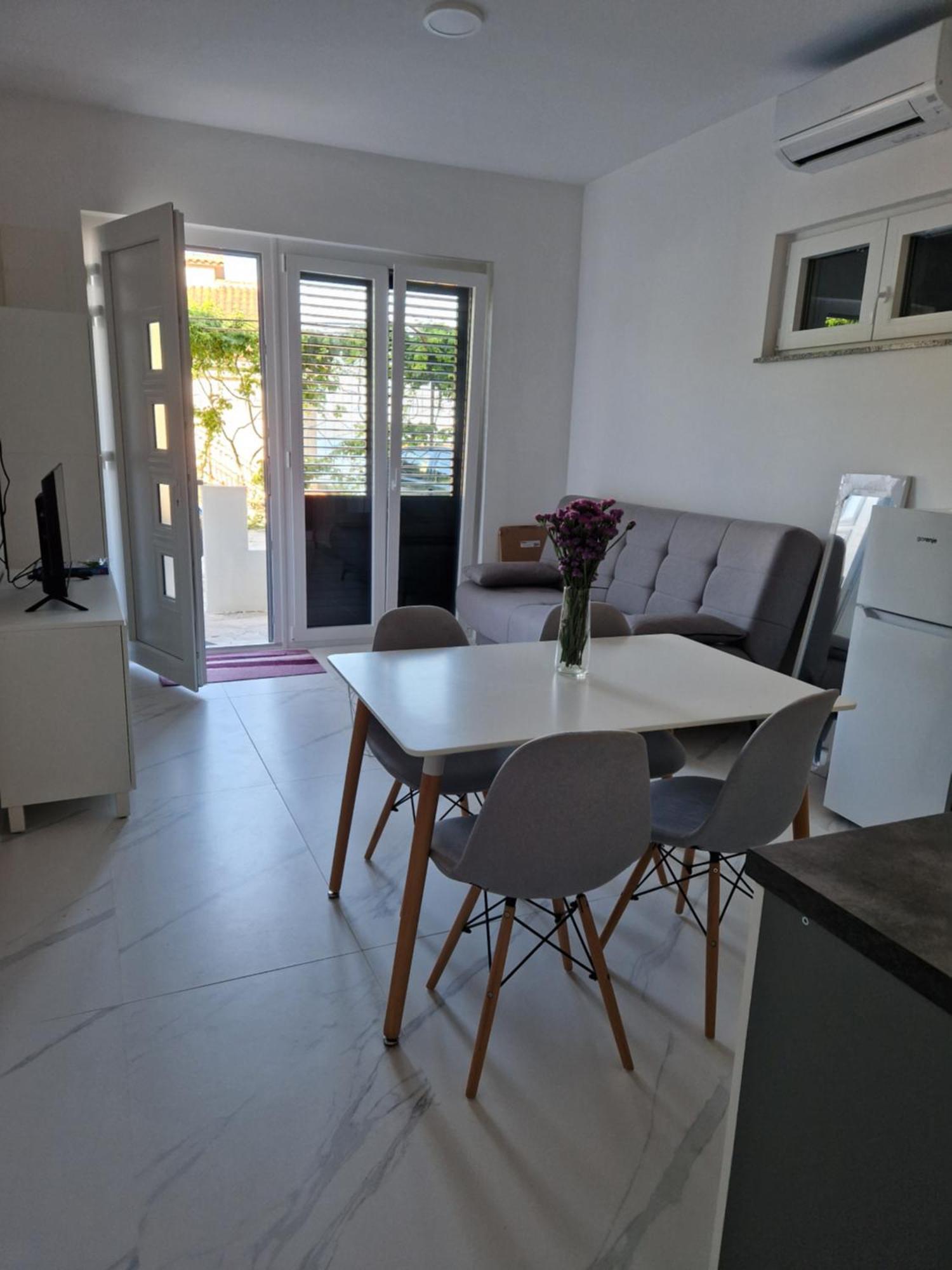 Apartman Bauer - Omis- Nemira Exterior foto